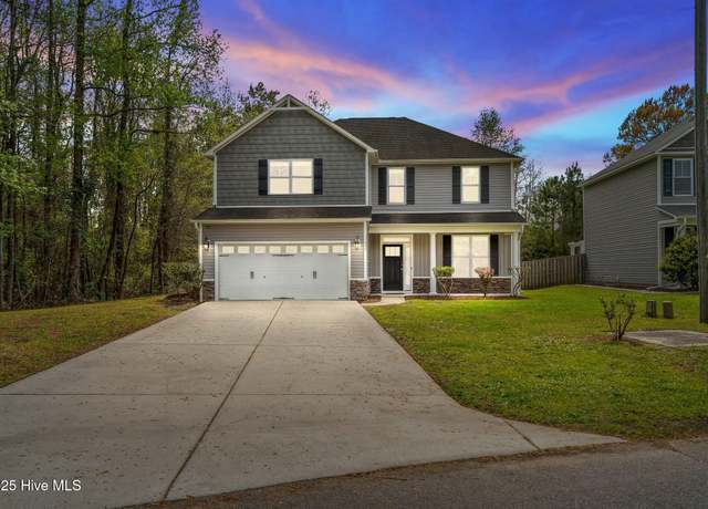 Property at 107 Northbrook Dr, Wilmington, NC 28405, 4 beds, 3.5 baths