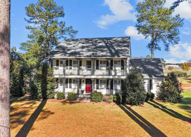 Property at 136 Harper Dr, Bethel, NC 27812, 4 beds, 3.5 baths