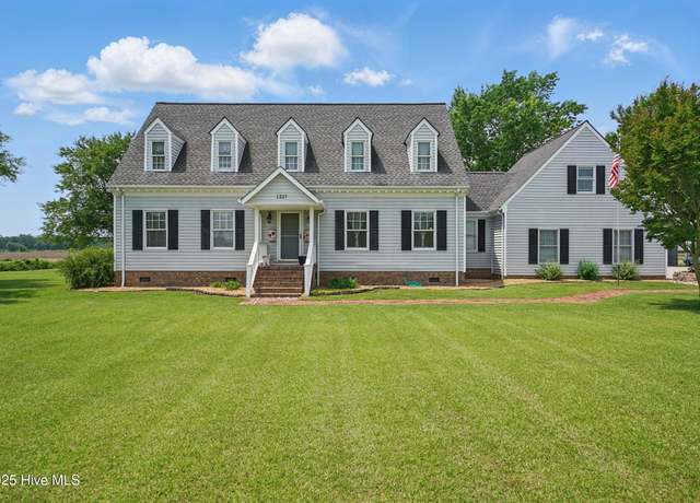 Property at 1227 Virginia Rd, Edenton, NC 27932, 3 beds, 3 baths