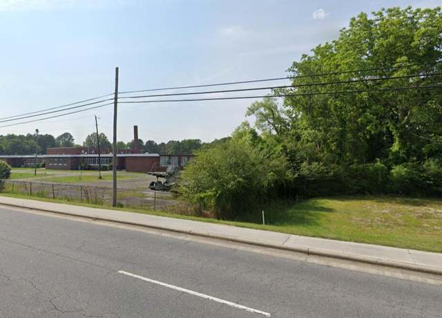 Property at 728 W College St, Warsaw, NC 28398
