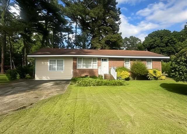 Property at 5017 Curve Rd, Elm City, NC 27822, 3 beds, 1 bath