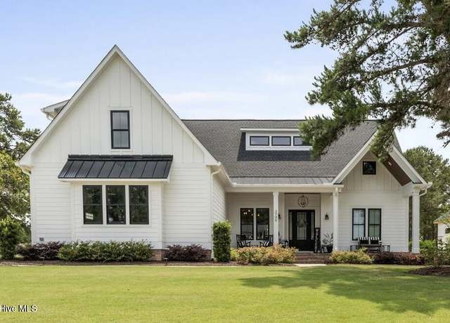 Property at 3799 Bay Colony Rd NE, Leland, NC 28451, 4 beds, 3 baths