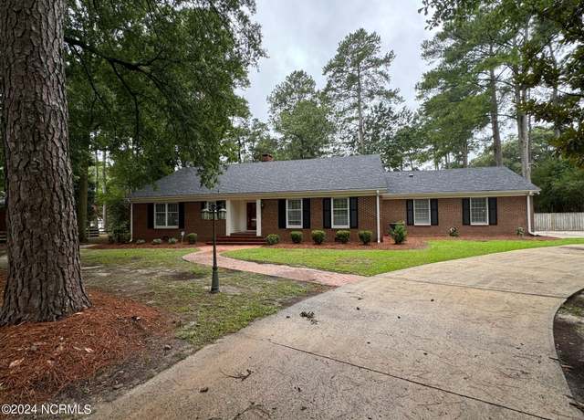 Property at 117 Tomahawk Trl, Clinton, NC 28328, 3 beds, 3.5 baths