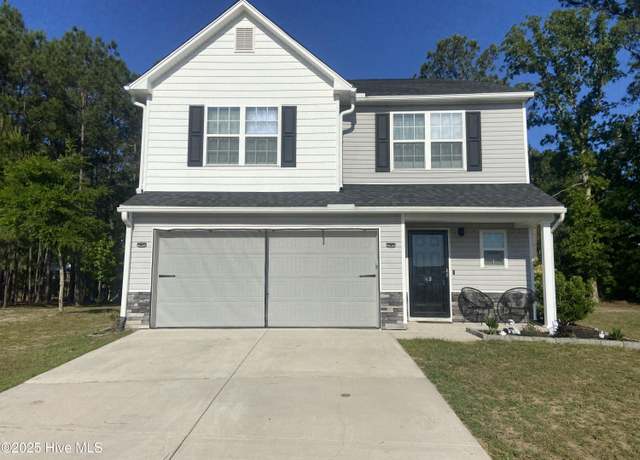 Property at 49 Patrick Henry Cir NW, Supply, NC 28462, 3 beds, 2.5 baths