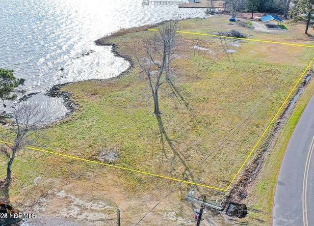 Property at 1000 Driftwood Dr, Elizabeth City, NC 27909