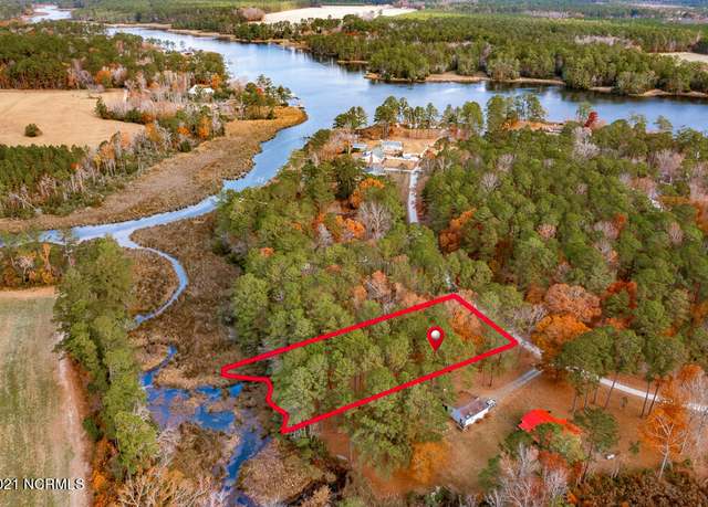 Property at 2 Whitehall Rd, Arapahoe, NC 28510