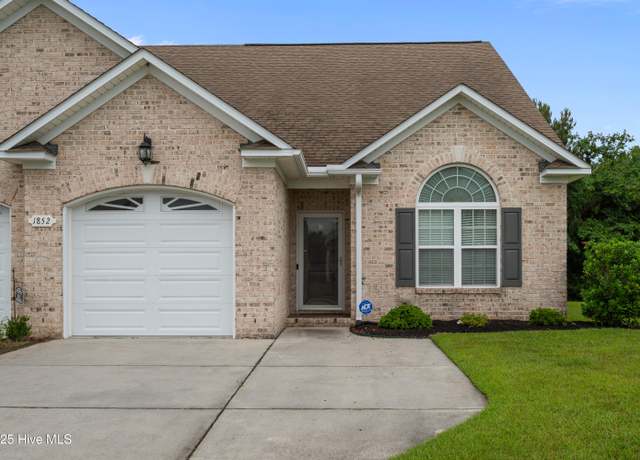 Property at 1852 Cambria Dr Unit B, Greenville, NC 27834, 2 beds, 2.5 baths