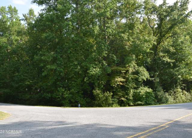 Property at 39 Hill Creek Rd, Blounts Creek, NC 27814
