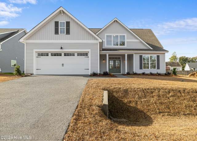 Property at 128 Creek Bluff Rd, Newport, NC 28570, 4 beds, 2.5 baths