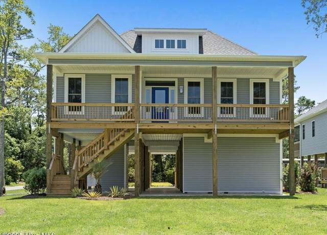 Property at 7105 E Yacht Dr, Oak Island, NC 28465, 3 beds, 2 baths
