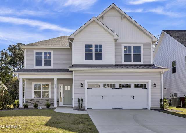 Property at 214 Man O War Ln, Hampstead, NC 28443, 4 beds, 3.5 baths