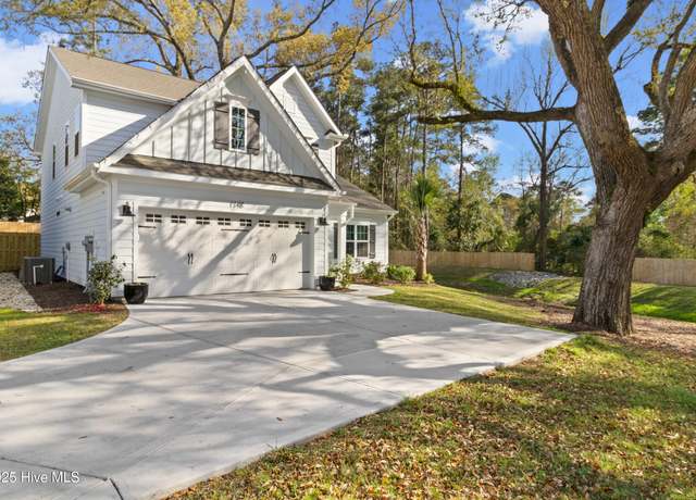 Property at 1148 Sea Lavender Dr, Wilmington, NC 28403, 4 beds, 3.5 baths
