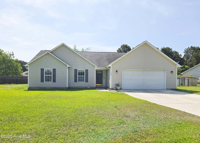 Property at 403 Mathew Andrew Ct, Swansboro, NC 28584, 3 beds, 2 baths