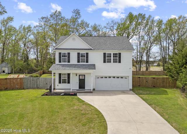 Property at 132 Azalea Plantation Blvd, Maysville, NC 28555, 3 beds, 2.5 baths