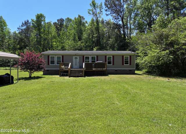 Property at 70 Tracys Trl, Whiteville, NC 28472, 3 beds, 2 baths