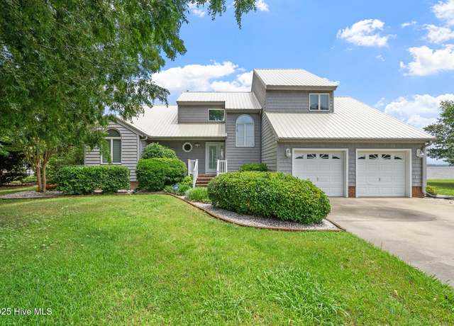 Property at 124 Bayshore Dr, Elizabeth City, NC 27909, 3 beds, 2.5 baths