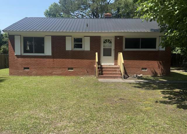 Property at 102 House St, Robersonville, NC 27871, 3 beds, 2 baths