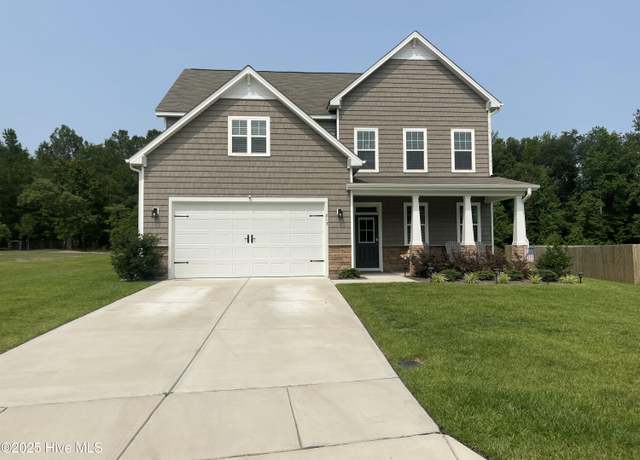 Property at 213 Woodsrun St, Raeford, NC 28376, 4 beds, 3 baths