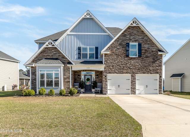 Property at 321 Southwest Plantation Dr, Maple Hill, NC 28454, 4 beds, 3.5 baths