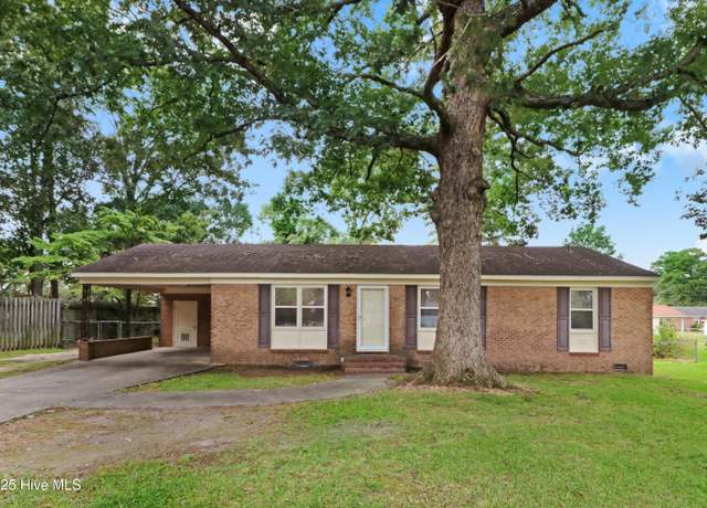 Property at 1108 Elanor Ave, Goldsboro, NC 27530, 3 beds, 2 baths