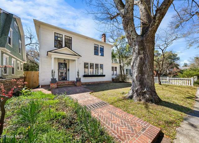 Property at 1812 Grace St, Wilmington, NC 28405, 4 beds, 2.5 baths