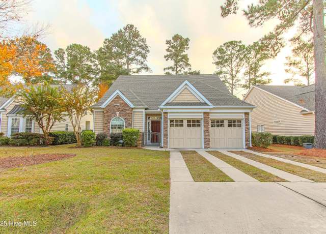 Property at 137 Bellwood Cir, Sunset Beach, NC 28468, 3 beds, 2.5 baths