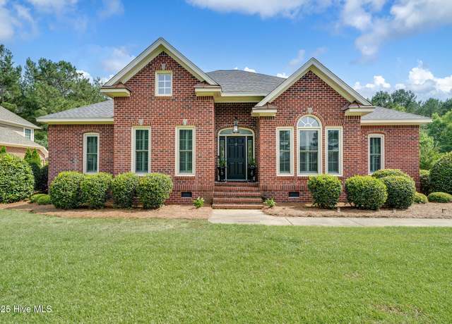 Property at 224 Red Fox Run Dr, Wallace, NC 28466, 4 beds, 3 baths