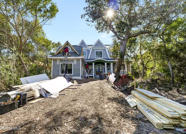 Property at 546 Chicamacomico Way, Bald Head Island, NC 28461, 4 beds, 4.5 baths