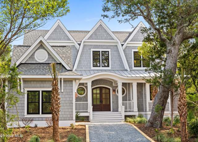 Property at 546 Chicamacomico Way, Bald Head Island, NC 28461, 4 beds, 4.5 baths