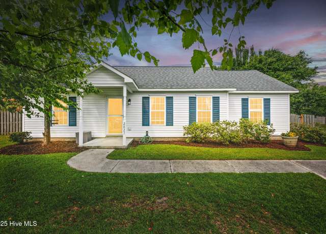 Property at 2827 Sapling Cir, Wilmington, NC 28411, 3 beds, 2 baths