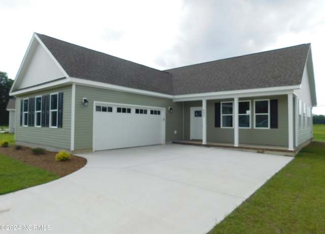 Property at 605 Bright Harvest Dr, Maysville, NC 28555, 3 beds, 2 baths