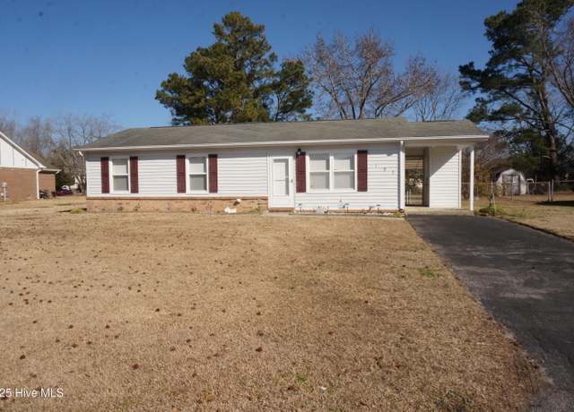Property at 103 Pecan Ln, Jacksonville, NC 28546, 3 beds, 1.5 baths