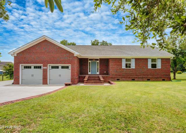 Property at 6230 Bethel Rd SE, Southport, NC 28461, 3 beds, 3 baths