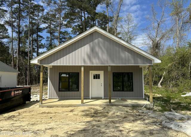 Property at 609 N Timberly Ln, Burgaw, NC 28425, 3 beds, 2 baths