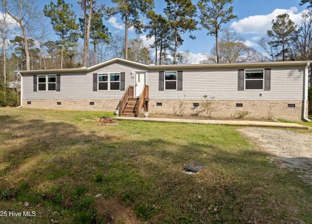 Property at 109 Virginia Creek Dr, Hampstead, NC 28443, 3 beds, 2 baths