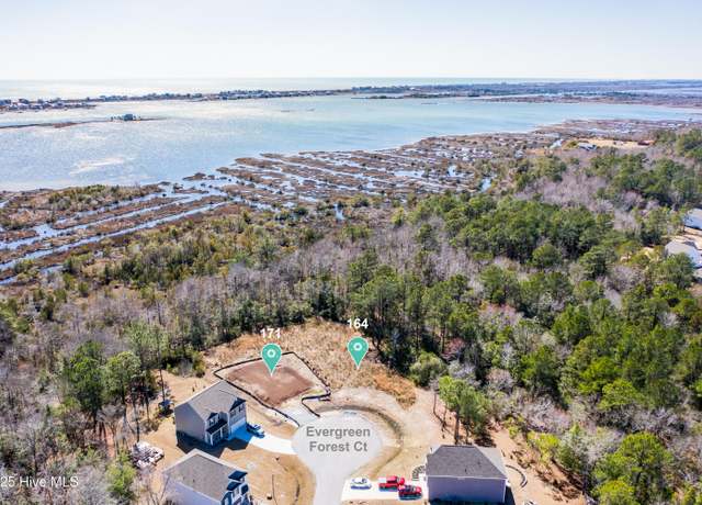 Property at 171 Evergreen Forest Ct, Sneads Ferry, NC 28460