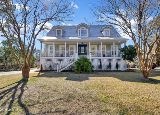Property at 207 Bennington Pl, Wilmington, NC 28412, 3 beds, 2.5 baths