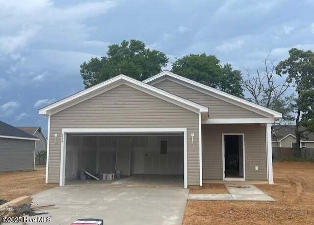 Property at 436 Cherokee Rd, Boiling Spring Lakes, NC 28461, 3 beds, 2 baths