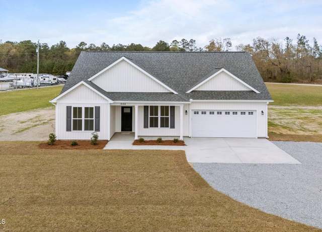 Property at 444 Crump Farm Rd, New Bern, NC 28562, 3 beds, 2 baths