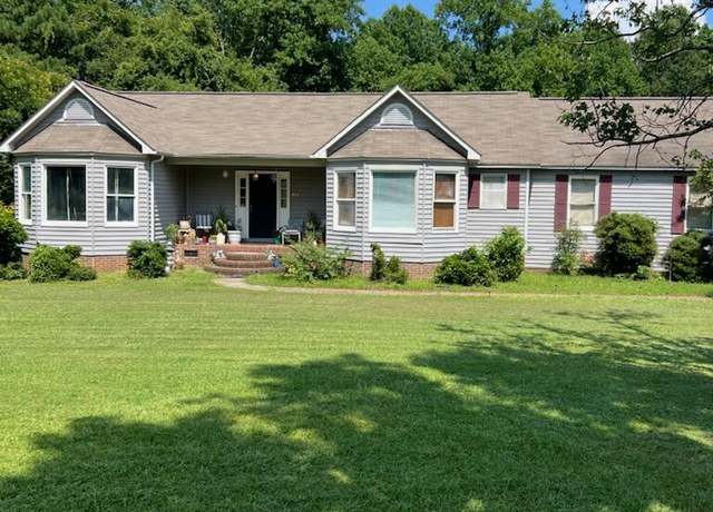 Property at 215 Harris Rd, Smithfield, NC 27577, 3 beds, 2.5 baths