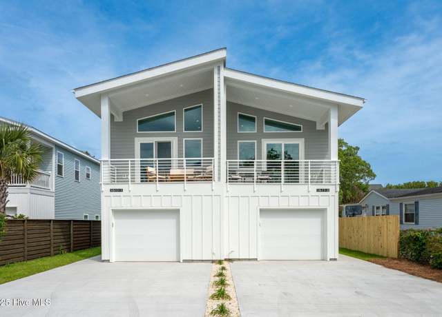 Property at 1611 Searay Ln Unit 2, Carolina Beach, NC 28428, 3 beds, 2.5 baths