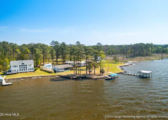 Property at 283 Chambers Point Rd, Belhaven, NC 27810, 3 beds, 2 baths