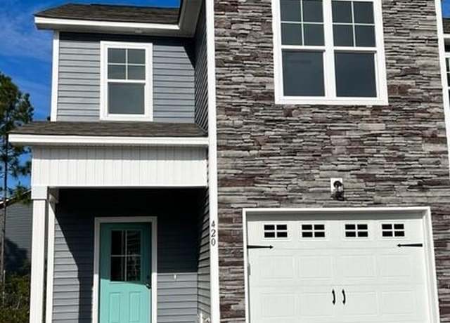 Property at 420 Guppy Loop Rd, Sneads Ferry, NC 28460, 3 beds, 2.5 baths