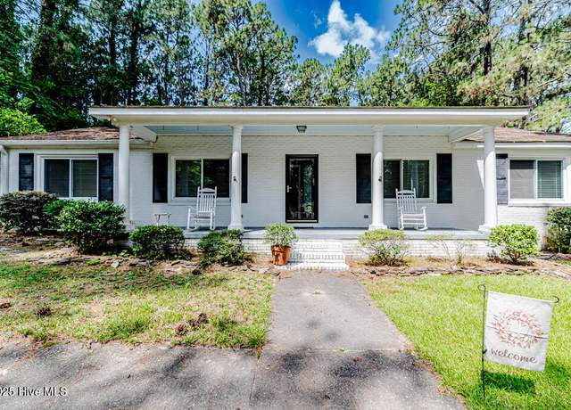 Property at 300 Midland Rd, Southern Pines, NC 28387, 3 beds, 3 baths