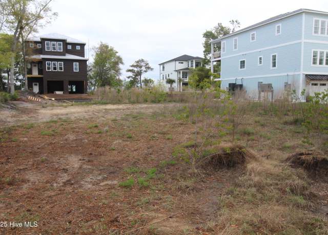 Property at 10510 Coast Guard Rd, Emerald Isle, NC 28594