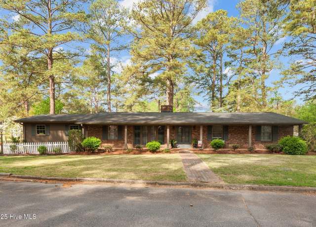 Property at 307 Anderson Dr, Robersonville, NC 27871, 3 beds, 2 baths