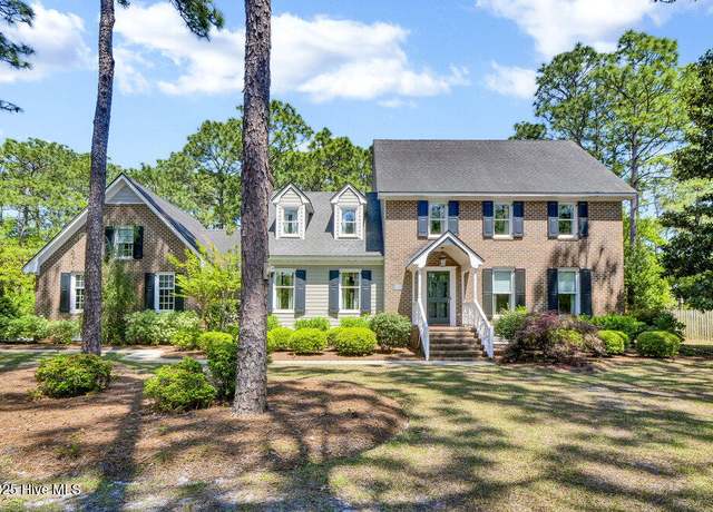 Property at 4603 Tall Tree Ln, Wilmington, NC 28409, 4 beds, 2.5 baths