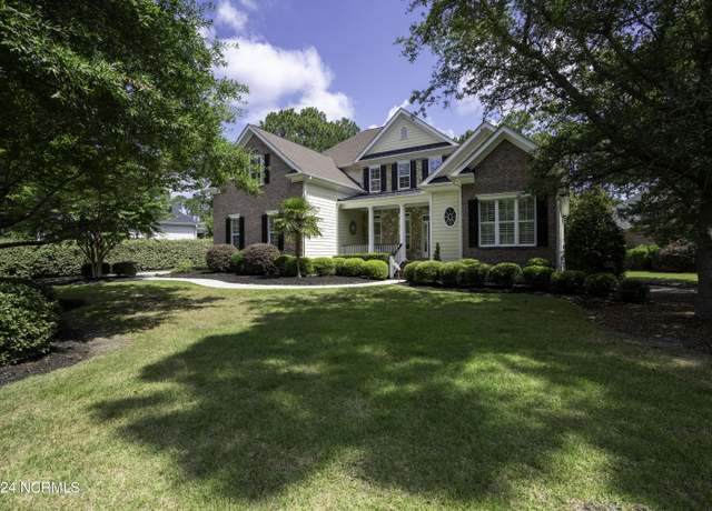 Property at 3810 Worthington Pl, Southport, NC 28461, 4 beds, 3 baths