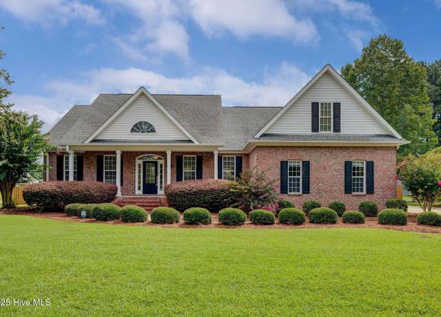 Property at 101 Spring Chase Ln, Rocky Point, NC 28457, 3 beds, 2.5 baths