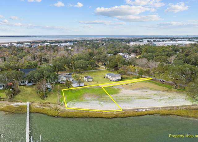 Property at 184 Lennoxville Point Rd, Beaufort, NC 28516